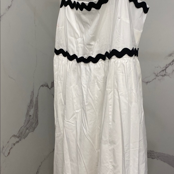 Torrid White and Black Dress - Picture 3 of 5